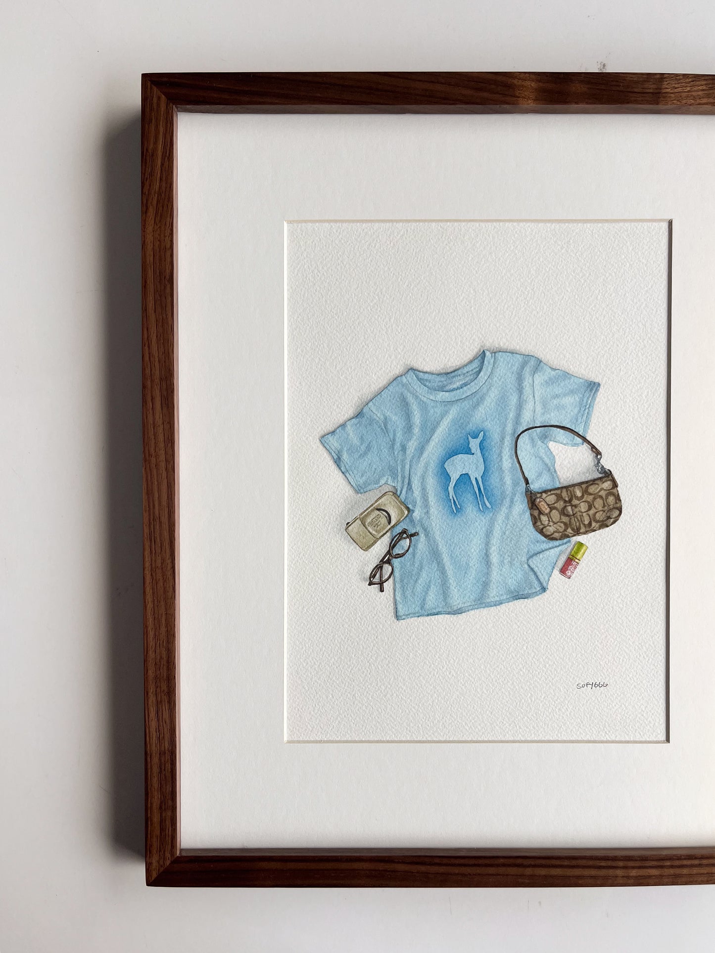 merch y esenciales