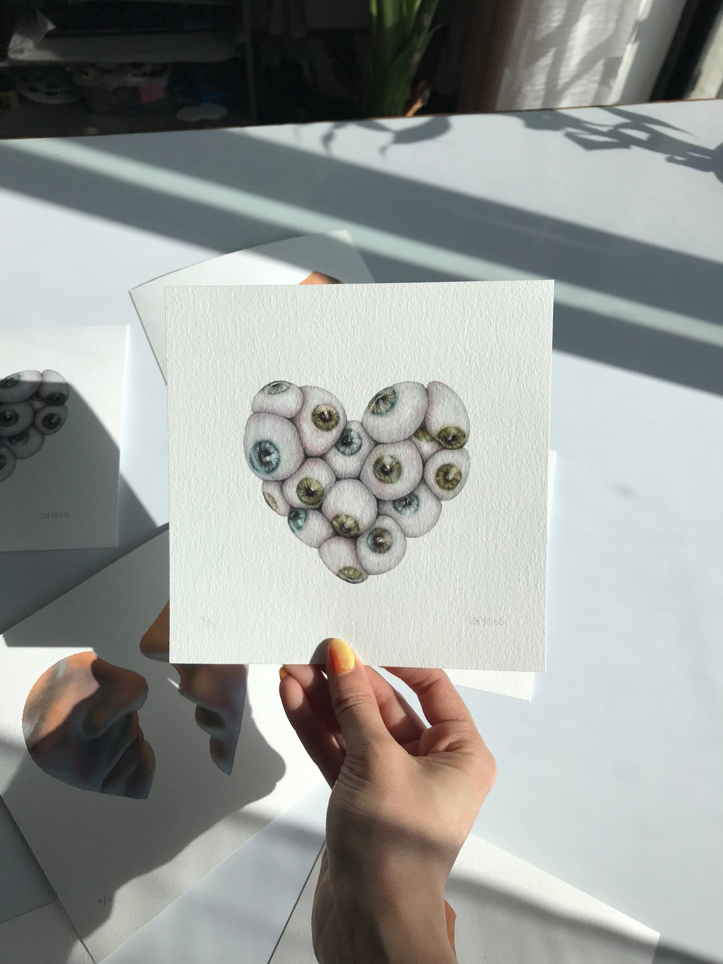 Corazón de ojos print