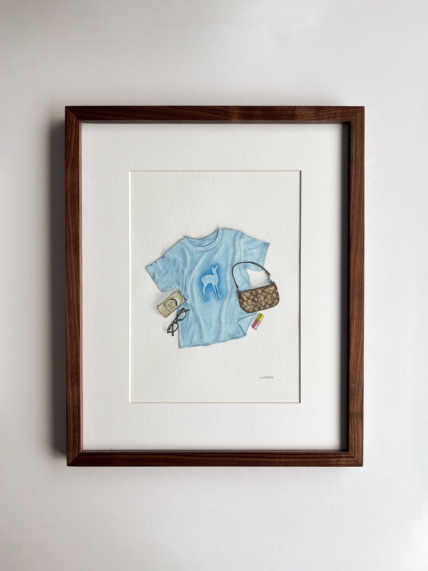 merch y esenciales